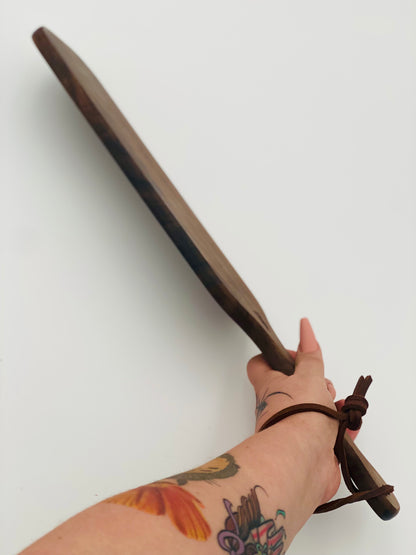 Iblis Paddle (Walnut)