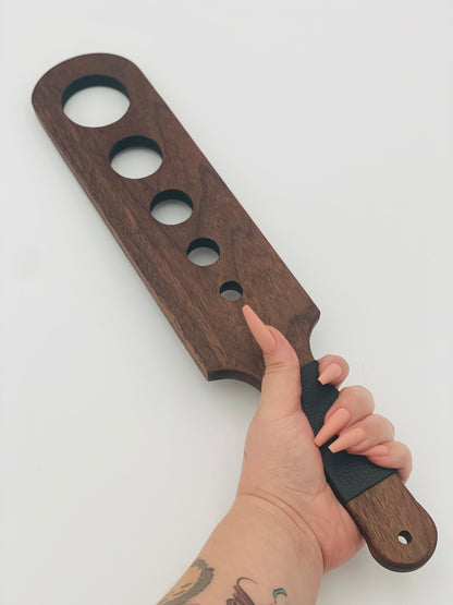 Banshee Paddle (Walnut Wood)